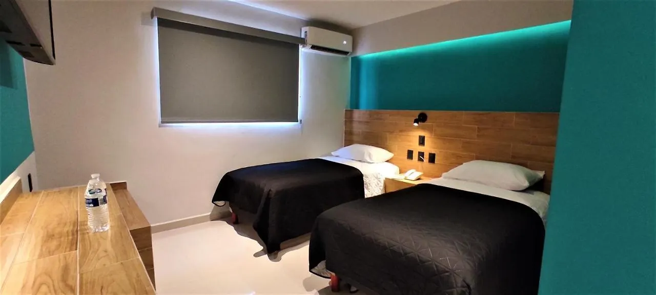 Hotel Kavia מזטלן