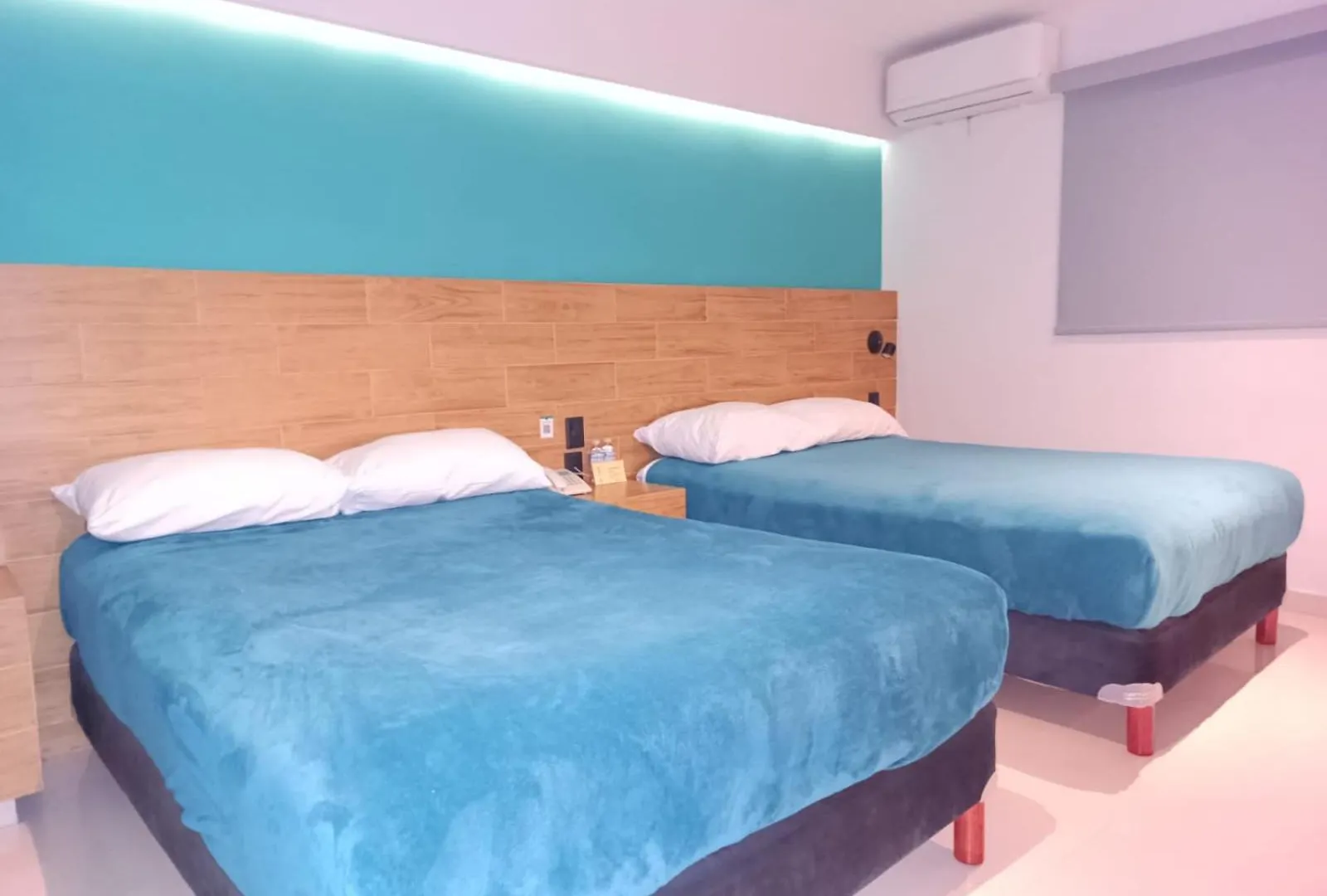 Hotel Kavia מזטלן